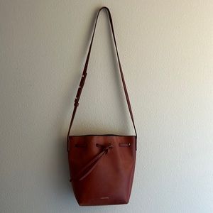 Mansur Gavriel ✨ Burnt Orange Crossbody.